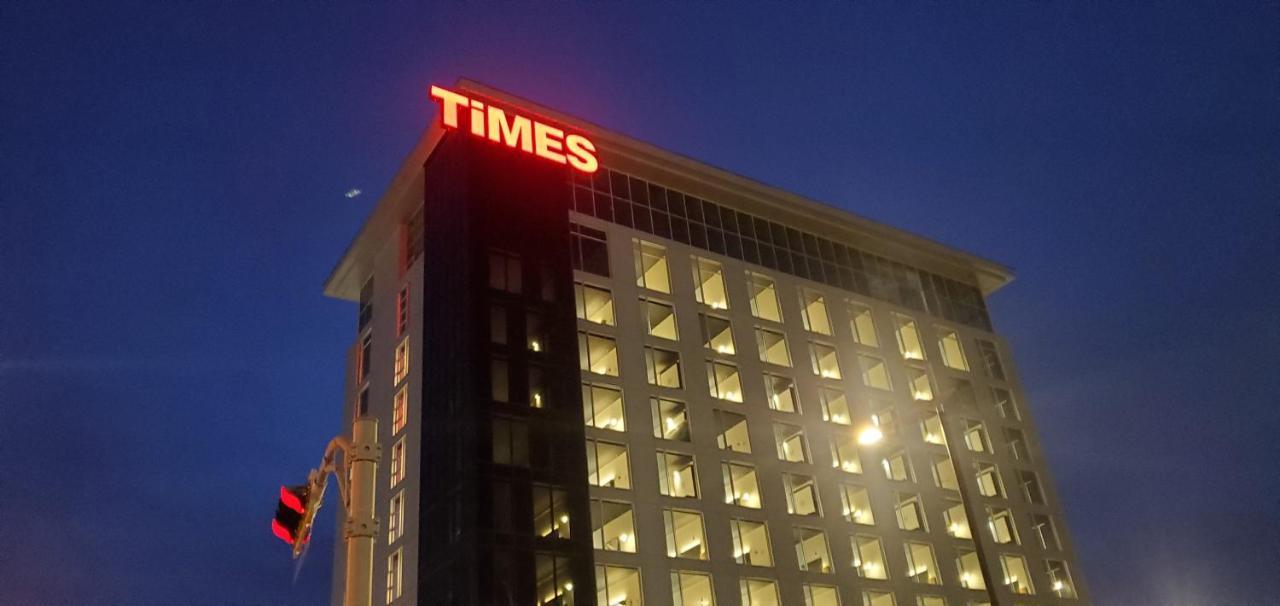 Grand Times Hotel Laval - Centropolis Exterior foto